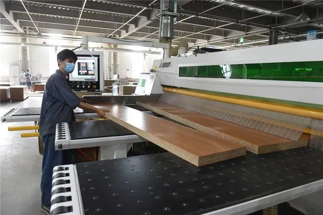 協(xié)同聯(lián)動(dòng)促發(fā)展，衡水市全力推進(jìn)雄安衡水協(xié)作區(qū)家具產(chǎn)業(yè)升級(jí)